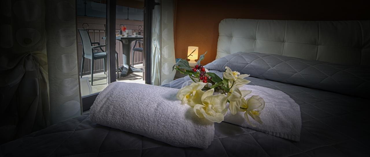 B&B Ciclopi Aci Castello Exterior photo